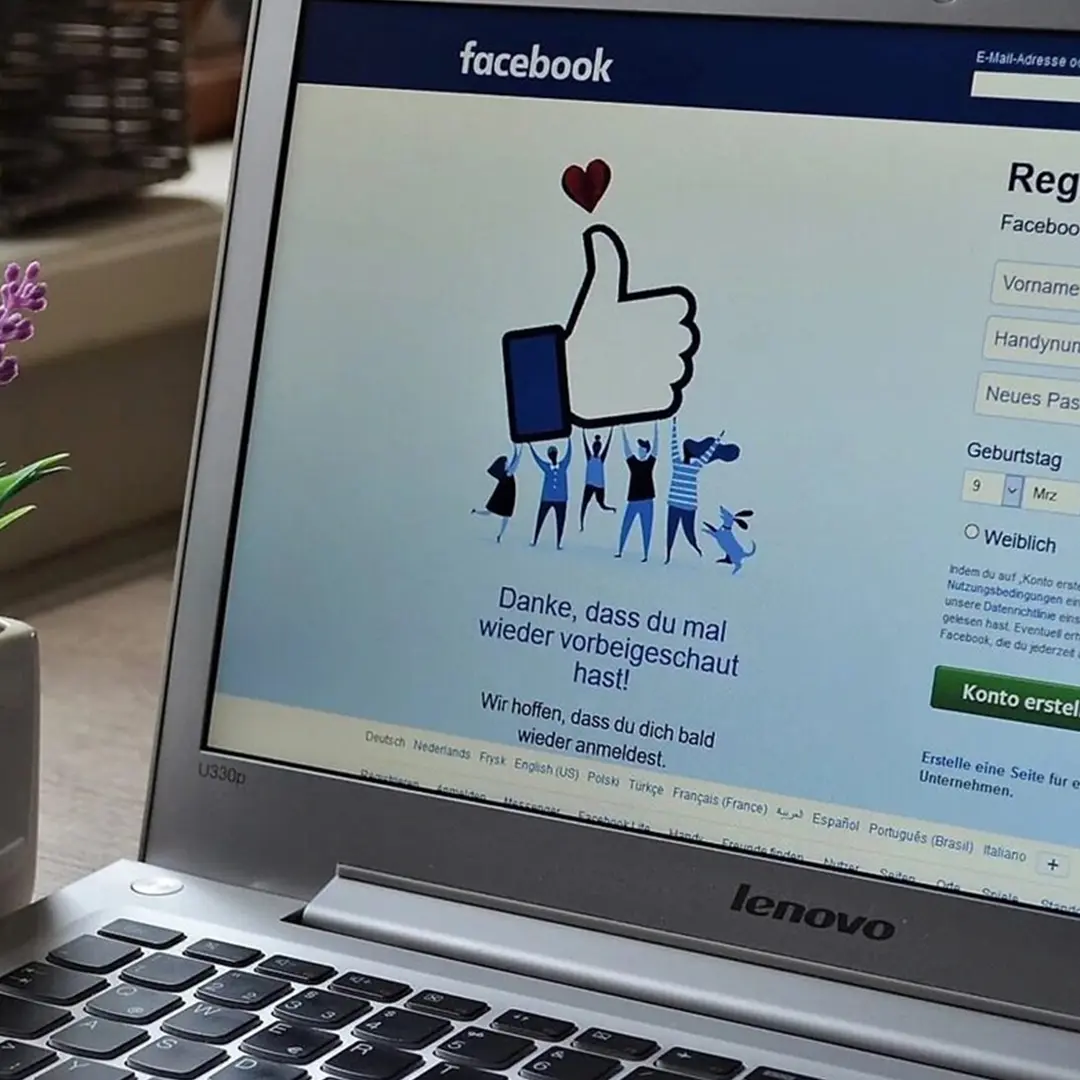 Sådan finder du et job via Facebook