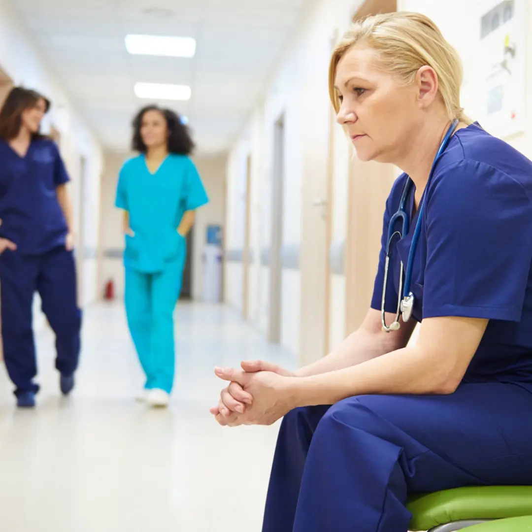 Hvordan bekæmper Danmark manglen på arbejdskraft i sundhedssektoren?